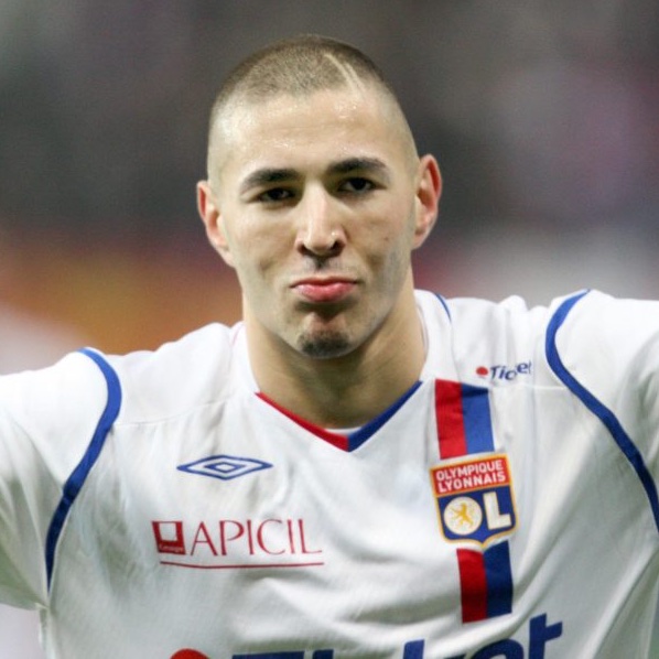 MadridXtra's tweet photo. 🚨 BREAKING: Karim Benzema was READY to return to Lyon during the summer and play for FREE.

However, his ambassador contract with the Saudi League until 2030 has STOPPED the transfer. @lequipe 🇫🇷 https://t.co/LOH4crqzRD