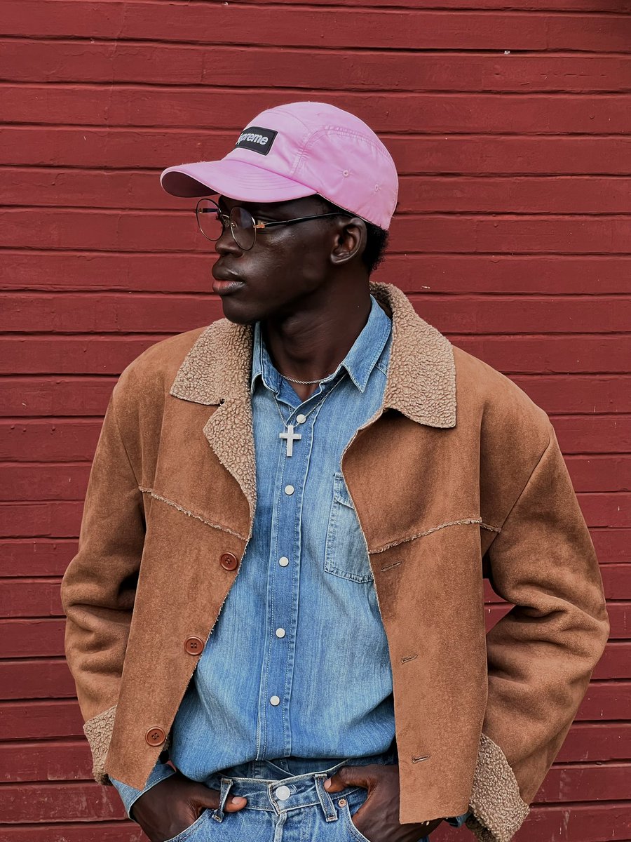 blacsyn's tweet photo. Rare set🏂💫💜 https://t.co/kzR7x2t26h