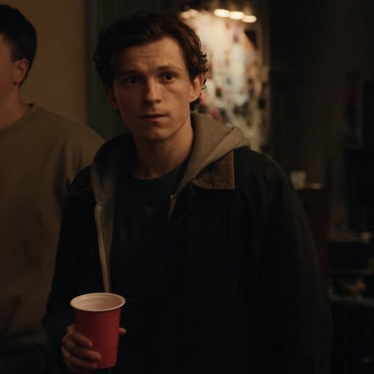 benfyp's tweet photo. just remembered this was the first time peter saw mj in person after four years https://t.co/FEXJ9HROCq