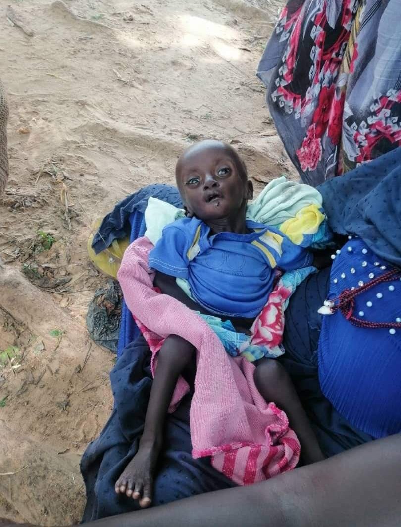 ros_sara2002's tweet photo. Don't stop talking about Sudan. https://t.co/ikyTrPVduZ