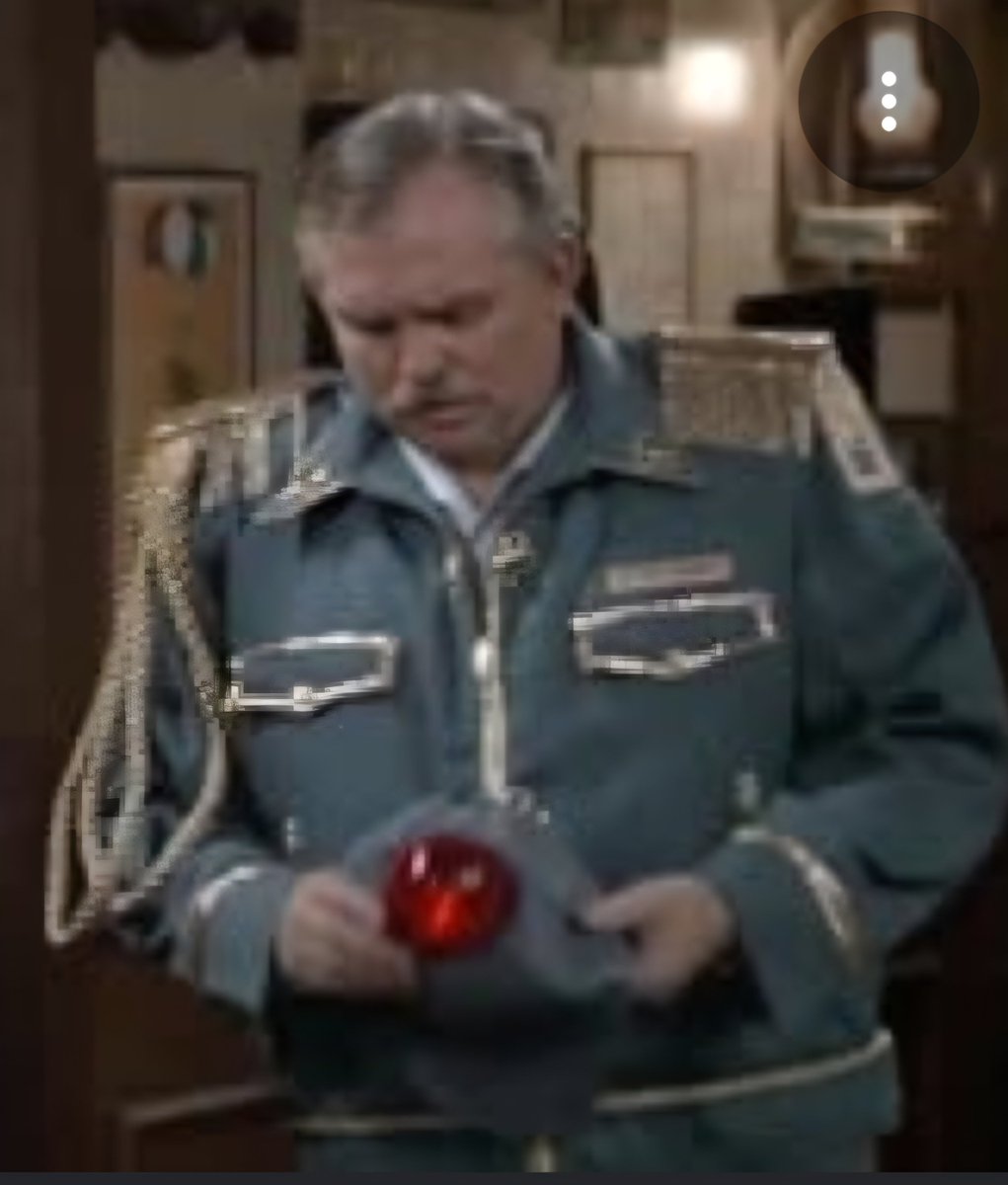 JeffHonX's tweet photo. @LakotaMan1 No, no, no!!
That uniform requires FAAAR more gold ala Cliff Clavin. https://t.co/QvCUoDalLV