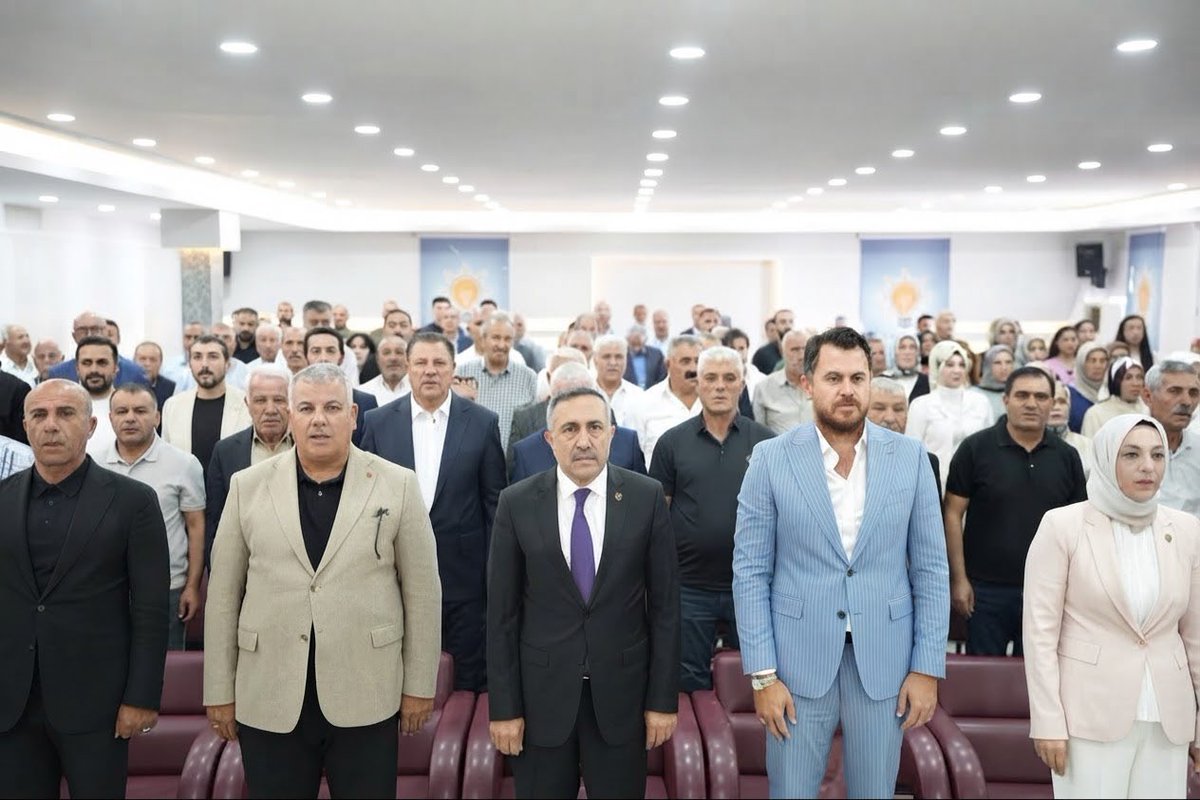 emreguray65's tweet photo. İl Başkanlığımızın düzenlediği Ağustos Ayı Daraltılmış İl Danışma Meclisi Toplantısı’nda teşkilatımızın kıymetli mensuplarıyla bir araya geldik.

Geçmişten bugüne taşıdığımız teşkilat ruhu ve ortak hedeflerimiz doğrultusunda, şehrimiz ve ülkemiz için yapılan çalışmaları değerlendirdik.

İstişare, birlik ve beraberlik içerisinde yolumuza devam ediyoruz.
@AK_PartiVan @Akparti @RTErdogan @ArvasAbdulahat