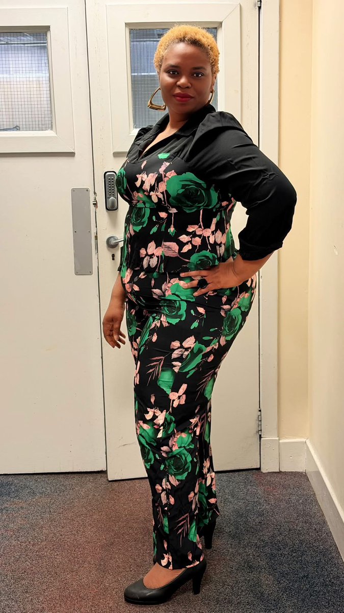 nkechi_first's tweet photo. At the Unity Hub for New Recovery Hub Youth Conference where I’m speaking on the topic: Your Future Starts With You: Building the Confidence to Become Who You Want to Be
#nkechifirst #speaker #selfconfidencecoach https://t.co/edGyRdfXuJ