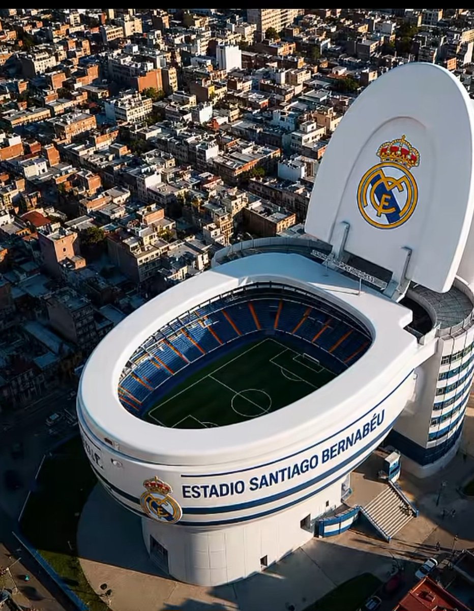 Marc14Carpediem's tweet photo. Después de 6 años. Continúan de obras en el Bernabeu..... https://t.co/VNoTtXei3S