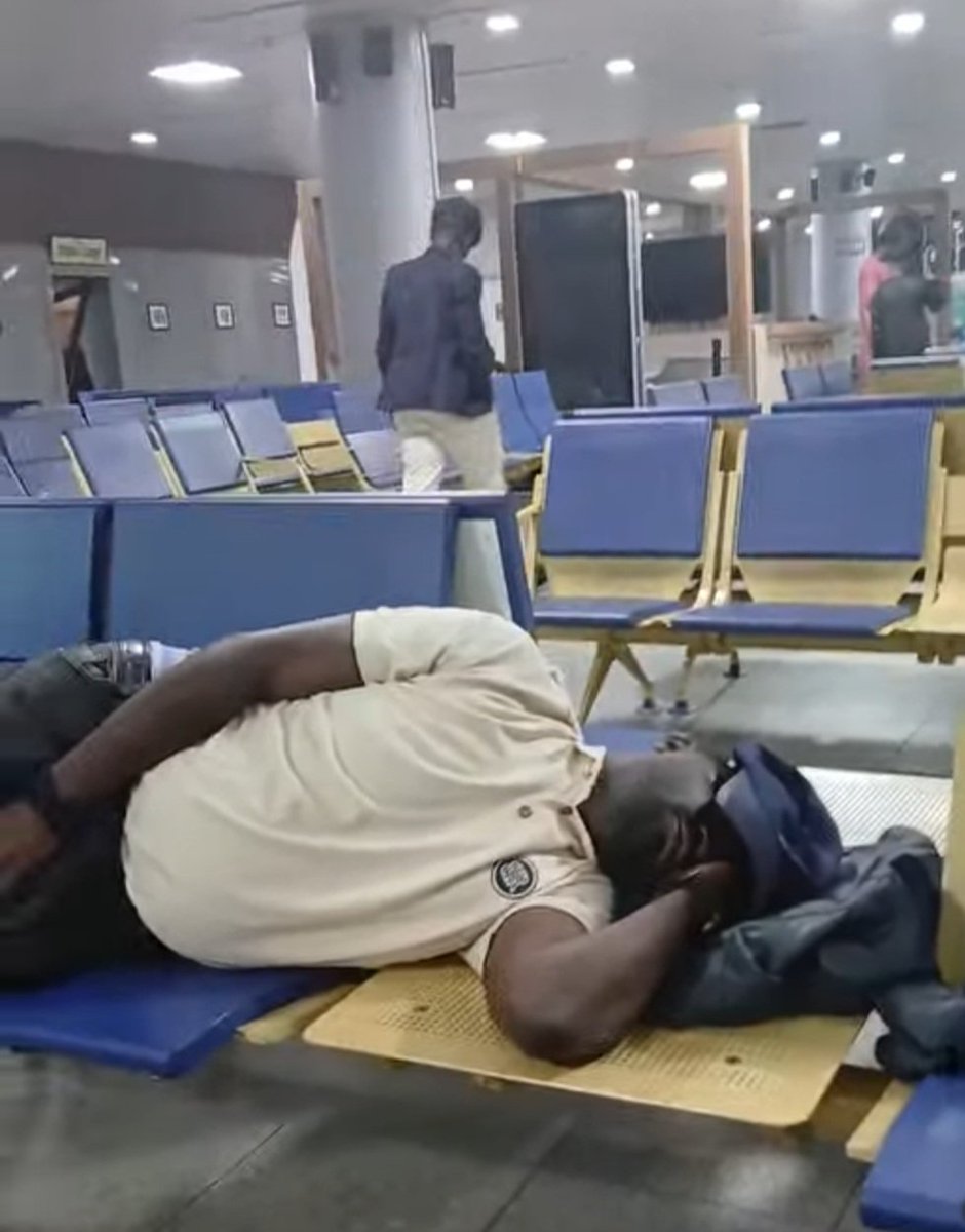 SamuelOmogor's tweet photo. At some point, Nigerians will raise up to fight the system with everything they have because the country can not continue like this.

How can citizens buy flight tickets, a 5:30 PM flight, @flyairpeace will wait till the minute the flight was supposed to be taken off and announce casually to waiting passengers that the flight has been shifted to 8: PM? By 8:PM another shift and so on till around midnight and you tell the passengers that the flight has been canceled? And in all these, not even a sachet of pure water for the passengers. There was no arrangement to get the people accommodations, nothing. Imagine passengers have to sleep on the seats at the departure hall. Where is that done?

The agencies responsible for protecting the citizens are sleeping and acting like it is none of the business. The Minister of Aviation, @fkeyamo since he came into office have acted like the spokesman of private airlines association. The next thing is to sing on your mandate we stand, then attack the opposition. 

If my train in Germany is delayed for three house while I am supposed to take the train, I and every other passengers will be compensated. If it is canceled, accommodation will be provided. Transportation to the accommodation and back to the train station, the food and water will be on the railway company, DBahn. I will still be compensated. And all these will be done with alot of 'sorry sir', 'sorry ma'. If it is a flight it is even worse. But in Nigeria we are treated like slaves by airlines that we paid our hard earned money in our own country and the government agencies that are supposed to regulate them don't even care.

Nigerians must wake up and demand this country work by force. Citizens of the developed countries we look up to didn't sit down and watched some gang of criminals do whatever they like with them forever.  They demanded for it, sometimes even violently. We as Nig must insist the right thing is done at all times. When things like these happen, citizens that can afford it must go to court. 

We certainly can't continue like this