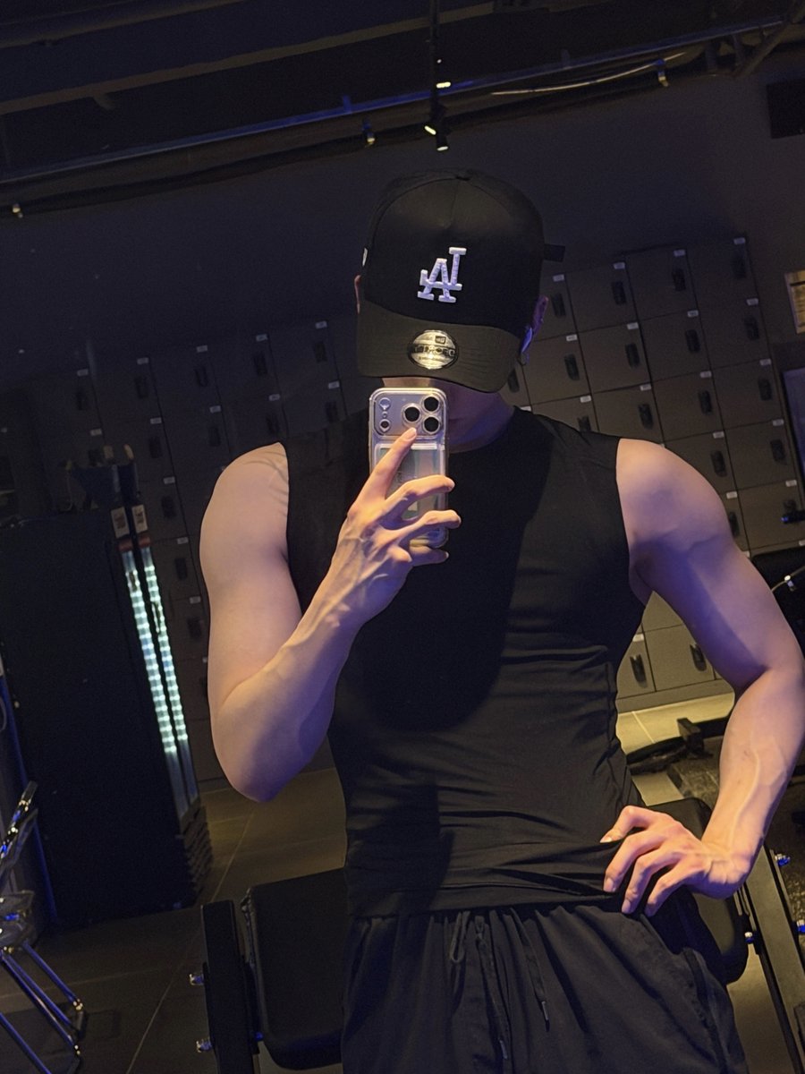 jebidoublelove's tweet photo. 260905 🐈‍⬛💬 21:32 KST

📸 https://t.co/SnxzzAMJNH