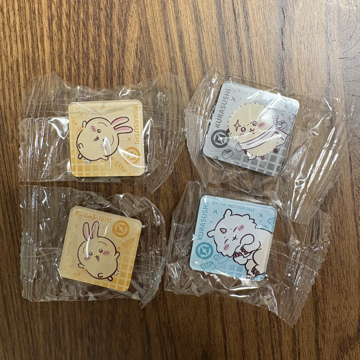 i_schi4's tweet photo. 【ちいかわ くら寿司 マグネット 交換】

譲：うさぎ、ラッコ、あのこ
求：同種ちいかわ、ハチワレ 各1

大阪(梅田〜心斎橋)で夜手渡し希望
難しいかと思いますが、よろしくお願いいたします。 https://t.co/X6B6uvSHuD