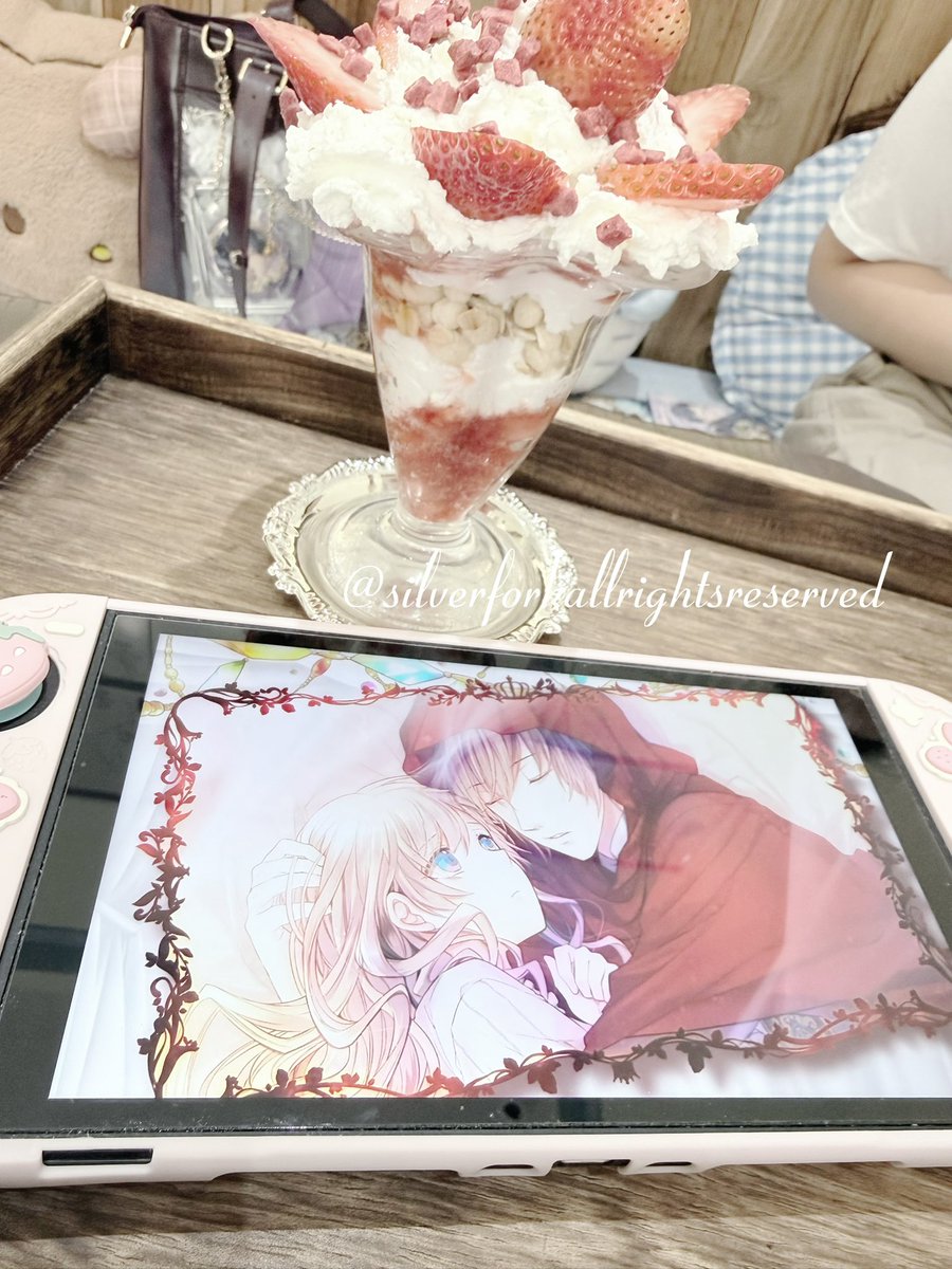 shiroginzerona's tweet photo. 自己一个人很幸福☺️ https://t.co/bw3neFoIZc