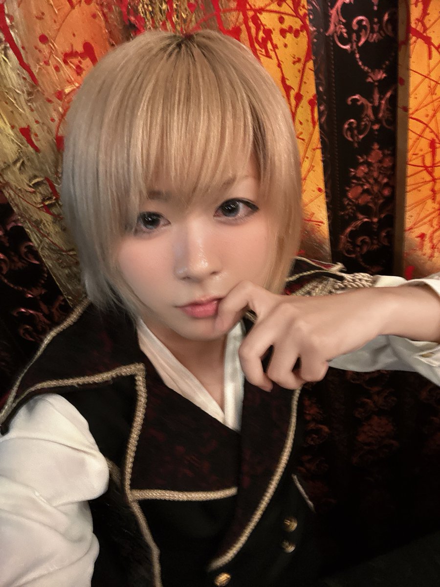 dracula_camus's tweet photo. 新人:まだ乳歯👶🏻のドラキュラ『カミュ』ですꐑ(𓁹)ꐑ
どうぞ、よろしくです⊹₊꒷👁꒷꒦‧₊˚ https://t.co/jZ9BxyaGu4