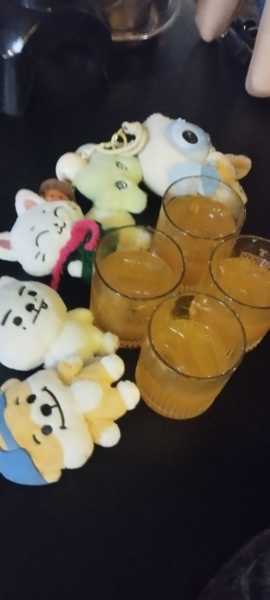 joyful_baragi's tweet photo. drinking 🍻 https://t.co/hcHZcyKy0B