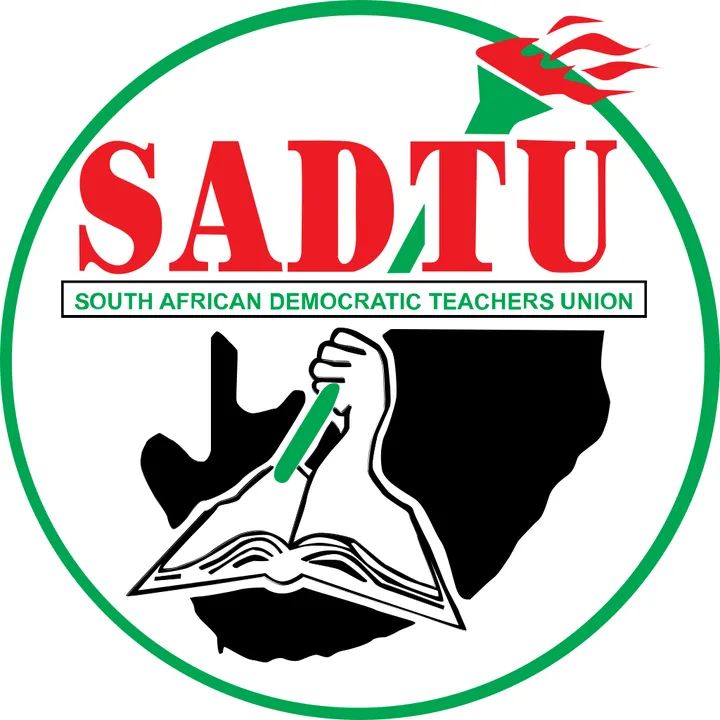 _cosatu's tweet photo. #SADTU calls on President Cyril Ramaphosa to sanction Minister Siviwe Gwarube following her decision to suspend the new Foundation Phase textbook catalogue despite the investigations finding no evidence of wrongdoing in the procurement process @DBE_SA @CyrilRamaphosa @Newzroom405 https://t.co/GLH3OEyVZf
