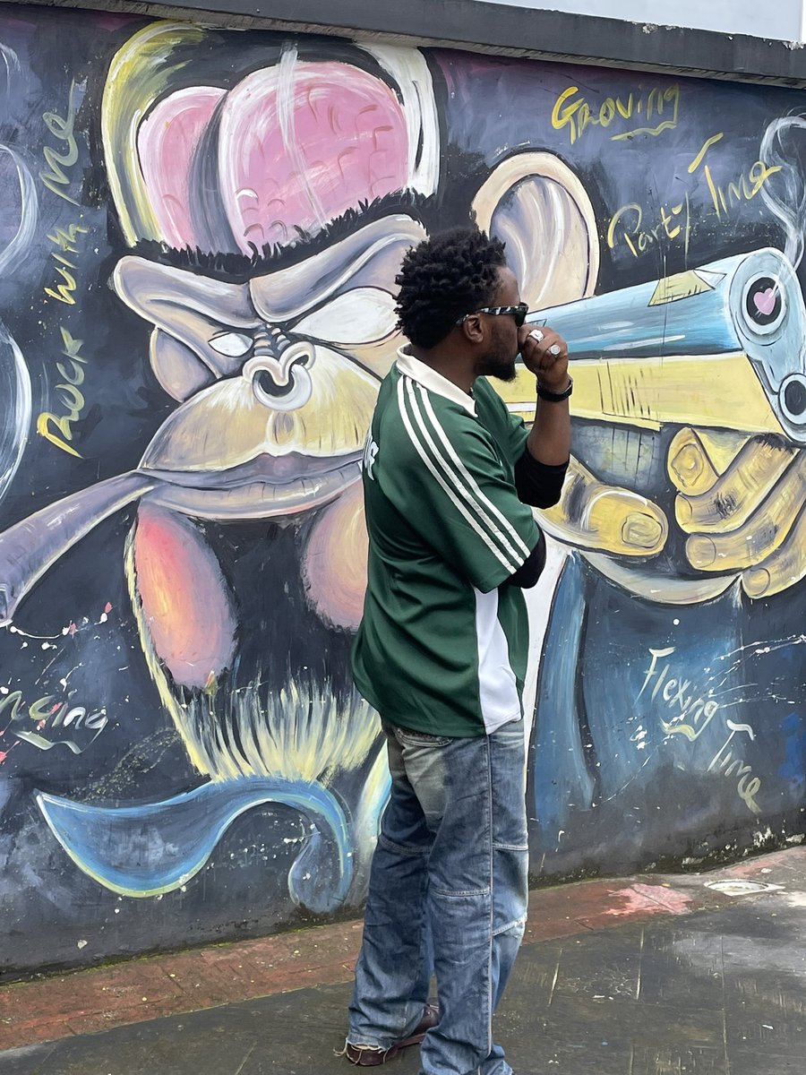 Smvrt_THUG's tweet photo. Happiest birthday to my humble self 
I’m proud of who m becoming and where I’m going to😤🎂🎂🎉
#happybirthdaytome #youshouldwishmewellalso https://t.co/tVb2nYIj1K