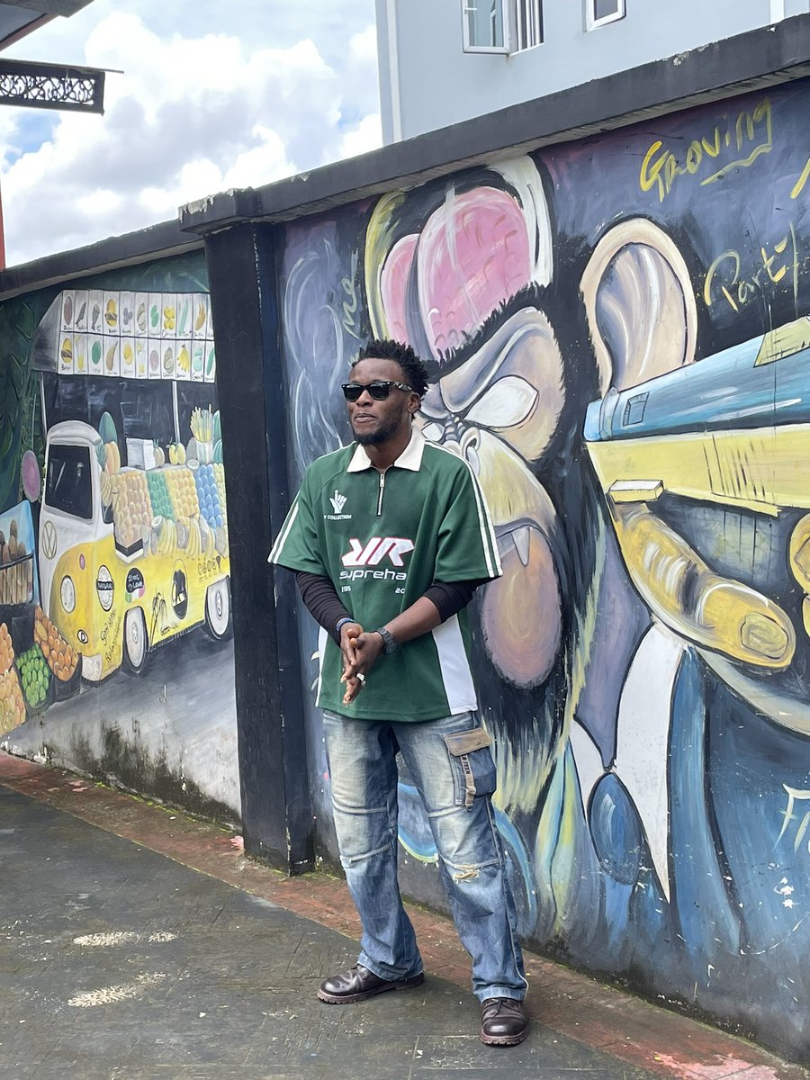 Smvrt_THUG's tweet photo. Happiest birthday to my humble self 
I’m proud of who m becoming and where I’m going to😤🎂🎂🎉
#happybirthdaytome #youshouldwishmewellalso https://t.co/tVb2nYIj1K