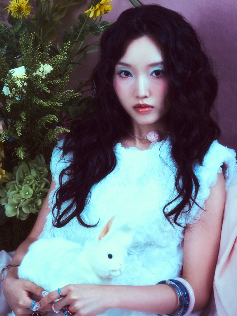 cheeekyicythang's tweet photo. jesus christ gowon's face card is sickening https://t.co/I2UjHcDw2J