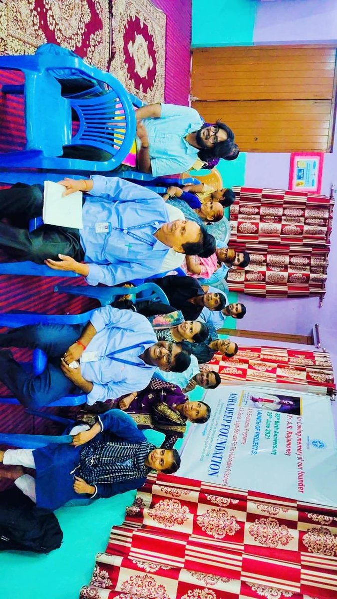 adfjothi's tweet photo. Asha Deep Foundation Teachers day celebration https://t.co/Y12oD37RS6