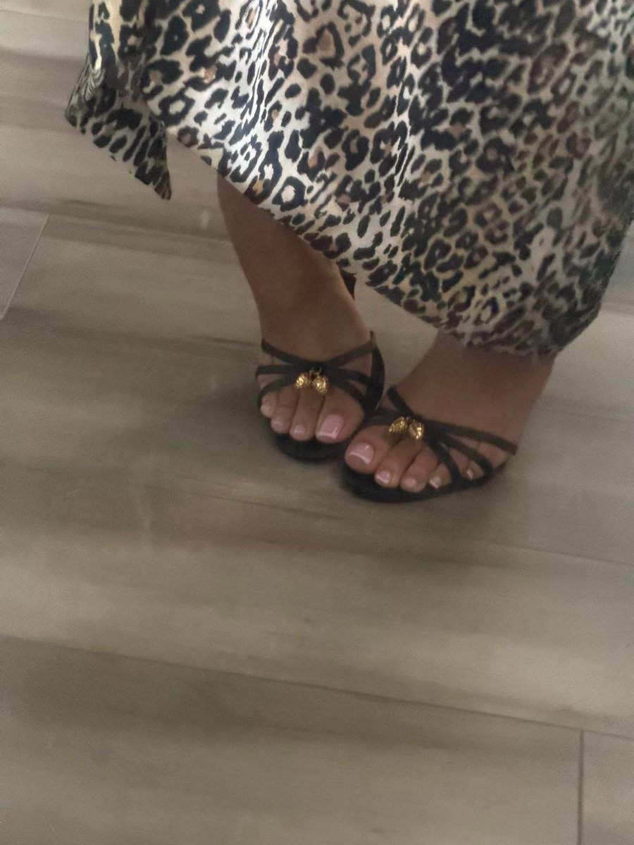 ToesCoinSOL tweet picture