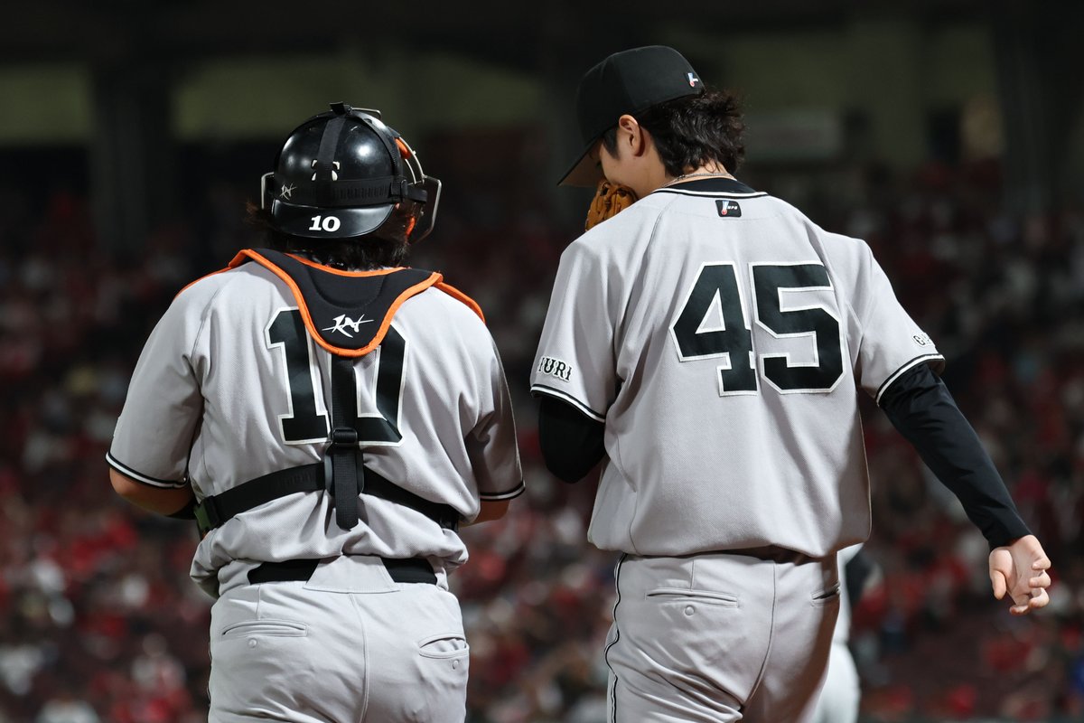 TokyoGiants's tweet photo. 【九回裏】巨人 5-5 広島

8番手で #田中瑛斗 投手が登板、四球で走者を出すも無失点！ https://t.co/b2xSc5yTHq