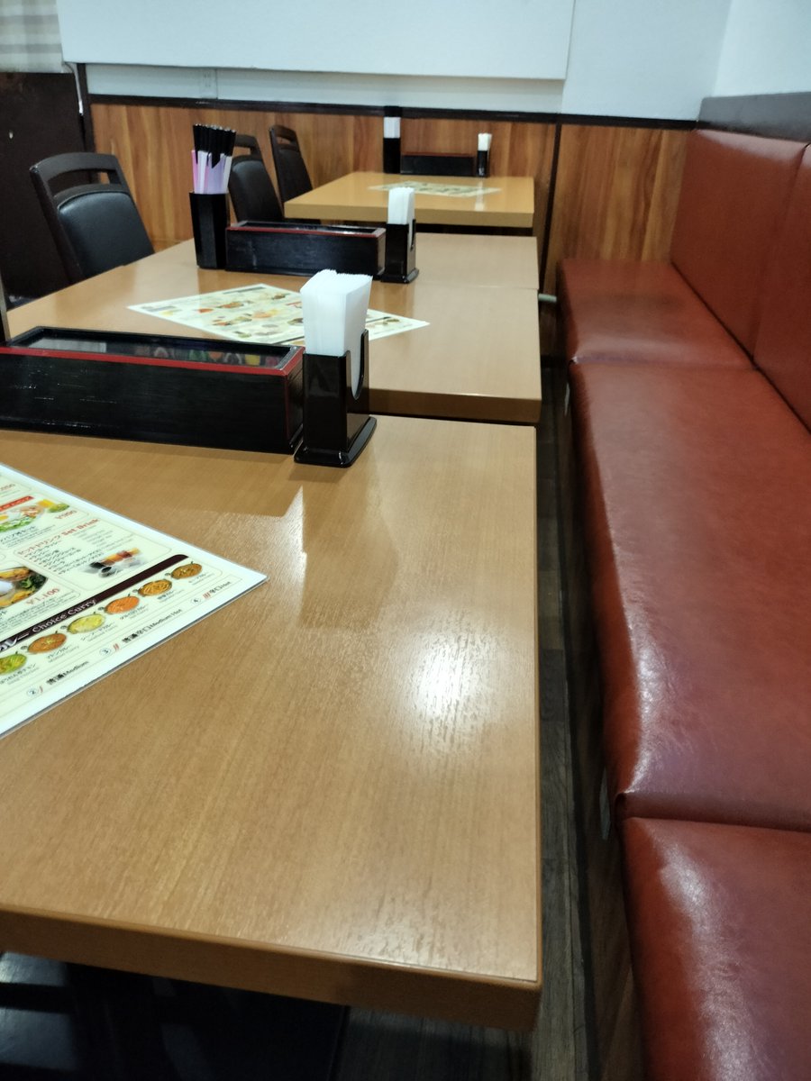 mousouryoko's tweet photo. アジアンダイニング&amp;バー ナマステインディア
場所　大森
ジャンル　インドカレー

味　3
ボリューム 4
値段　4

🍁サービス精神旺盛な接客で楽しい
🍁この値段でよいのかという量と価格
🍁特にスープがおいしい！！

https://t.co/gjKO2wqd2d

#大森　#インドカレー https://t.co/9GRlBtaVBV