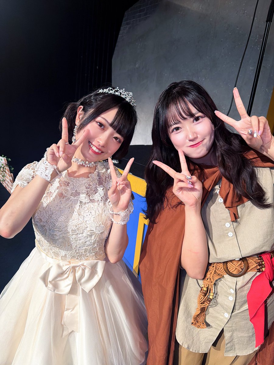 kano_suenaga's tweet photo. 朗読劇『 #コトバノコトバ』  アエラ役
七瀬つむぎちゃん👸🏻
楽屋で席がお隣だったこともあり、すごく仲良くなれて嬉しいです🫶🏻😳姉面をしております
我が国の姫ですから♡
芯のあるお姫様はこの国を引っ張っていく器のある方なんだなと感じるお芝居に刺激を受けました😊
また会えますように😳 https://t.co/pESWuYOfAV