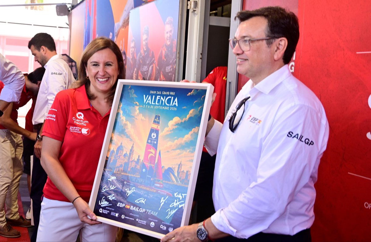 mjosecatala's tweet photo. El gran deporte internacional mira a Valencia.

@SailGP debuta en nuestra Marina y nos posiciona junto a las grandes ciudades del mundo.

Tenemos el mar, las infraestructuras y la ambición de seguir atrayendo eventos de primer nivel, con un retorno destacado. https://t.co/P7Il3vfyRf