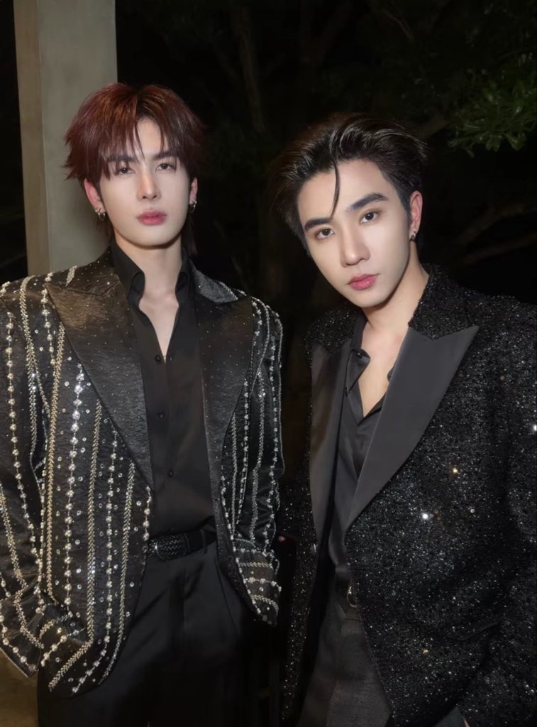 butterandtears's tweet photo. เสี่ยกันต์หนูไอย อิน เขาใหญ่ มากกก✨✨

PERTHSANTA PEAK ROMANCE  

#UltimateBrewcationxPS #DaoCoffeeXPerthSanta https://t.co/pdADaHAmAC