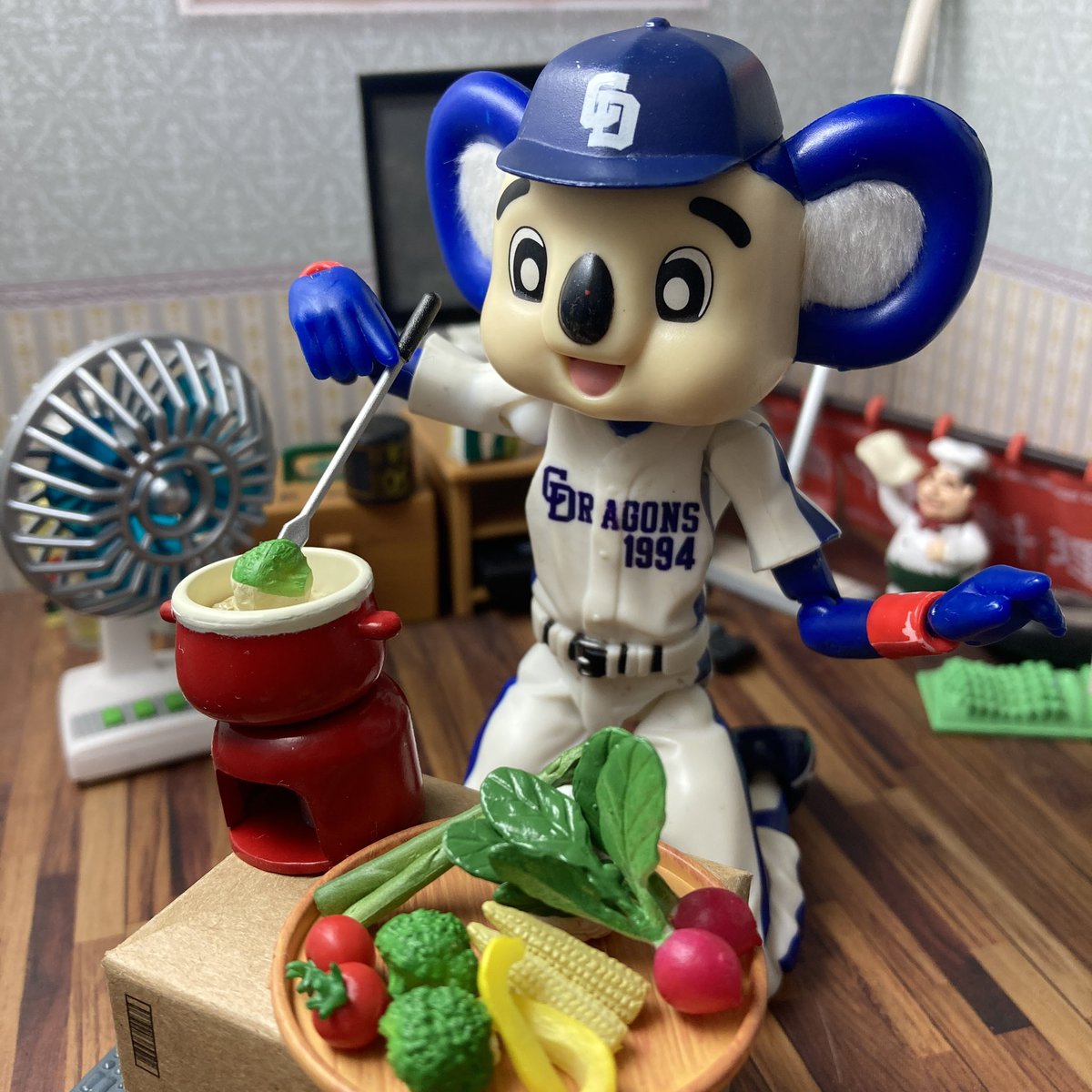 doalagohanbot's tweet photo. (ふくなが きょうも きりこみ いっぱつ ﾅｲｽﾎｰﾑﾗﾝ!!!!!!!!!!!!!!!!!!!!!!!!!!)
と思うドアラであった https://t.co/MxBLJYnJvw