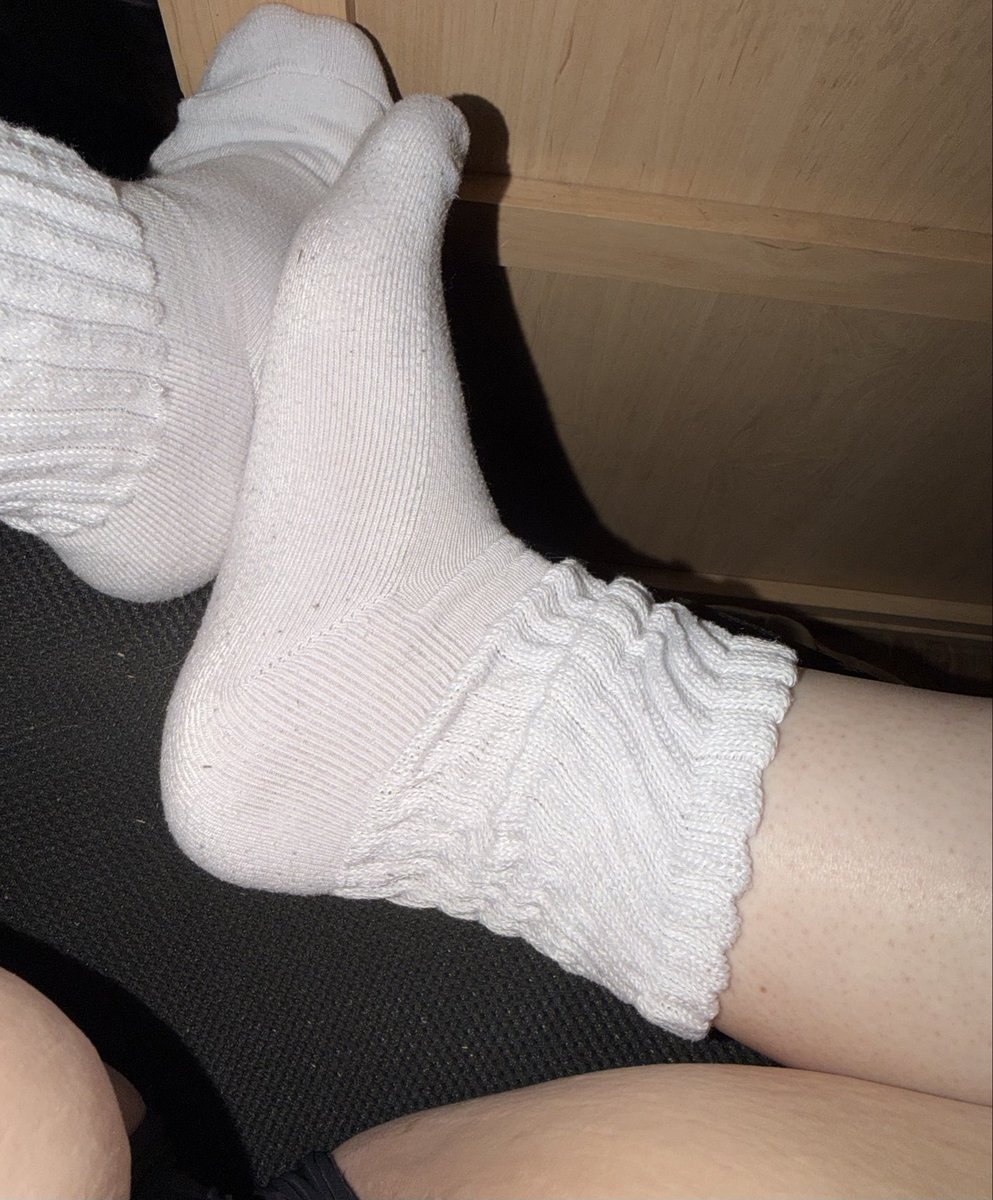 Perfectsize_ten's tweet photo. @Tweety_Feet https://t.co/IS0OyNyNCJ