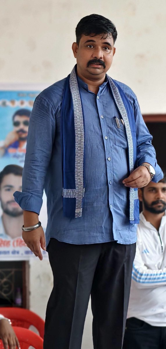 VinayRatanSingh's tweet photo. जनपद मुजफ्फरनगर की पुरकाजी विधानसभा के ग्राम सिसौना में उमड़े अपार जनसमर्थन से स्पष्ट है कि जनता बदलाव के लिए तैयार है। https://t.co/GbheVpfWtp