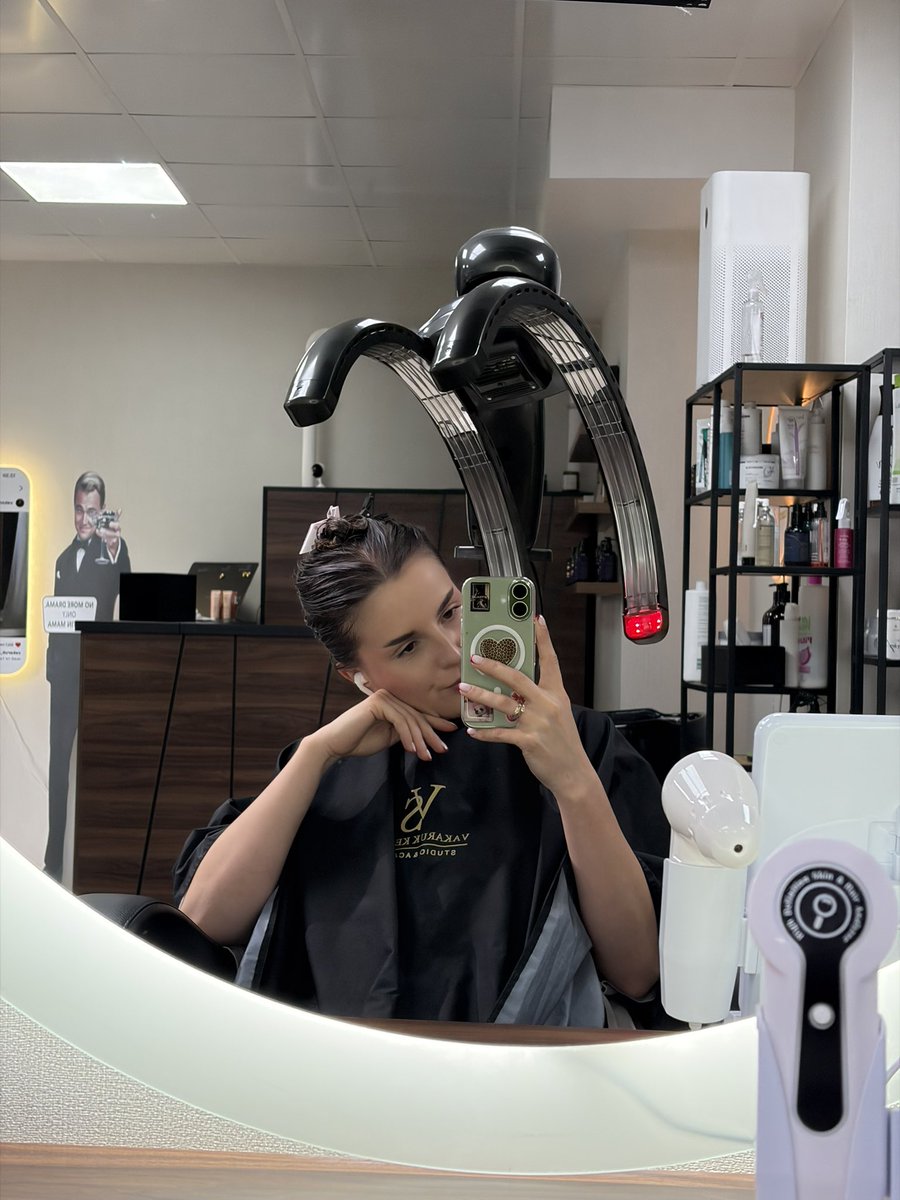MurenkoAll's tweet photo. Мої плюси:  вмію варити смачний борщ 
Мої мінуси: можу вилити його на голову 🫢 https://t.co/GEVjoSxi0D