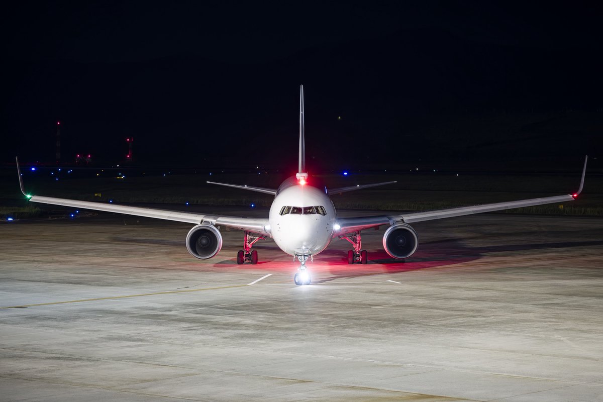 dechi_kooo's tweet photo. 2026/9/5   RJOT   JA606J
Japan Airlines
Boeing 767-346/ER https://t.co/V9t4bBeLxg