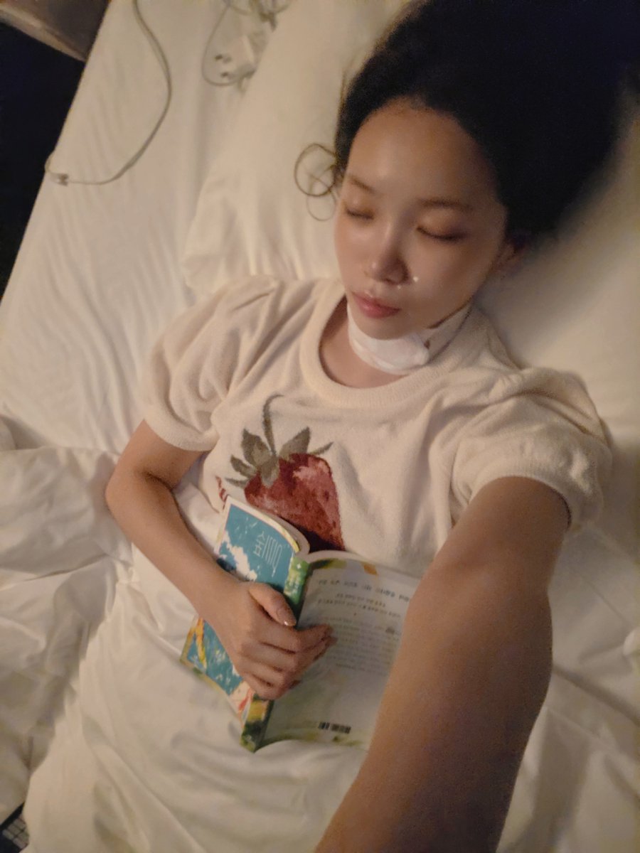 archivedkcw's tweet photo. 🥺🥺 https://t.co/21aC95iMsm