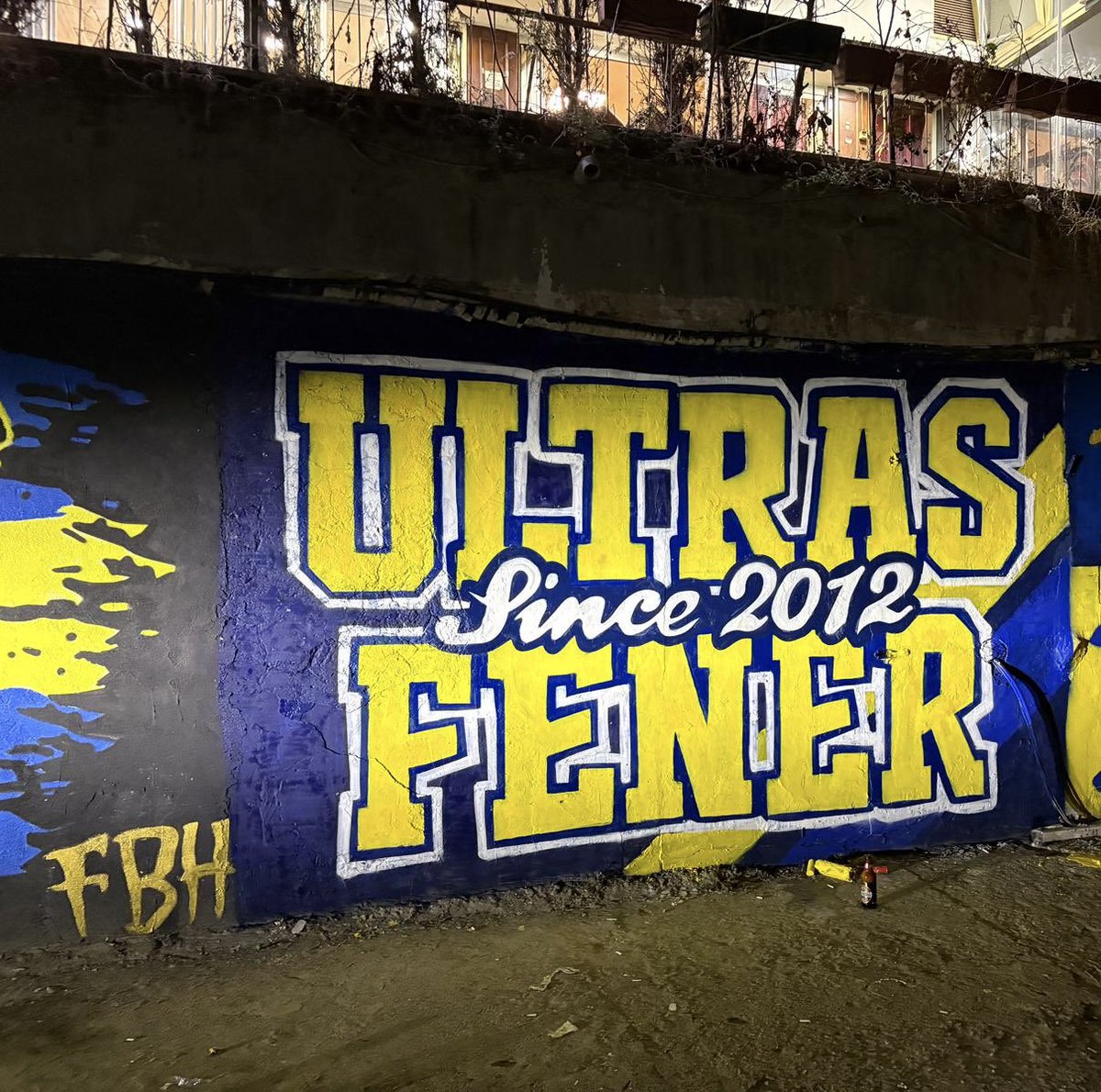 UltrasFener34's tweet photo. Fenerbahçe sokak sanatları fakültesi. https://t.co/RAI926cNRE