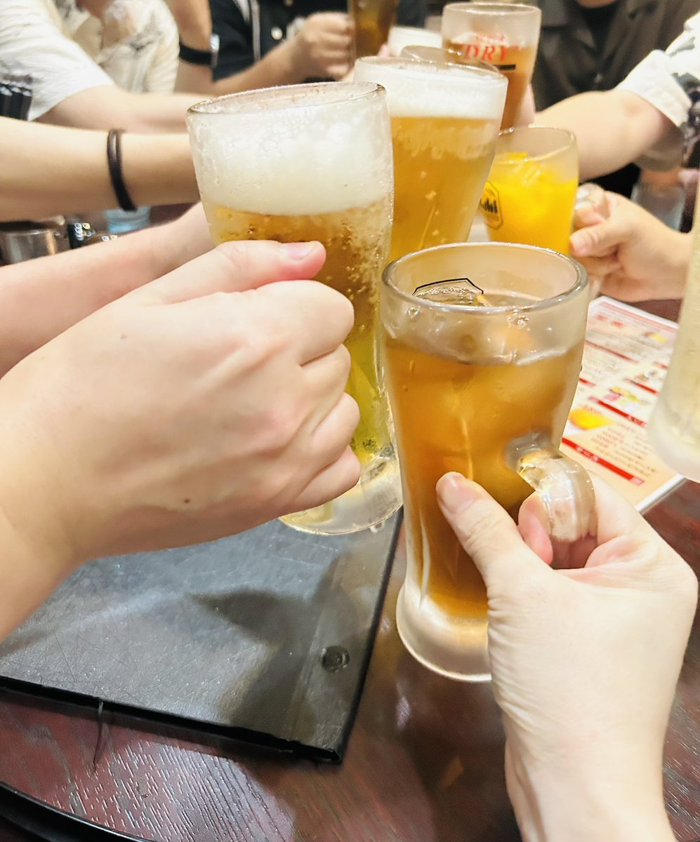 aoi_inukai's tweet photo. みっちりワンマンスラムに浸かって懇親会して帰宅。
めちゃくちゃよかった！
ポエトリースラムって言うジャンルのこともっとみんなに知られたらいいな。
名古屋でこんなに詩の話ができた夜はそうないかも。
thanks✨✨🫶
@kunotakahiro 
＠ogiharahiroyuki 
＠n_komoru https://t.co/cHNKwBBy0z