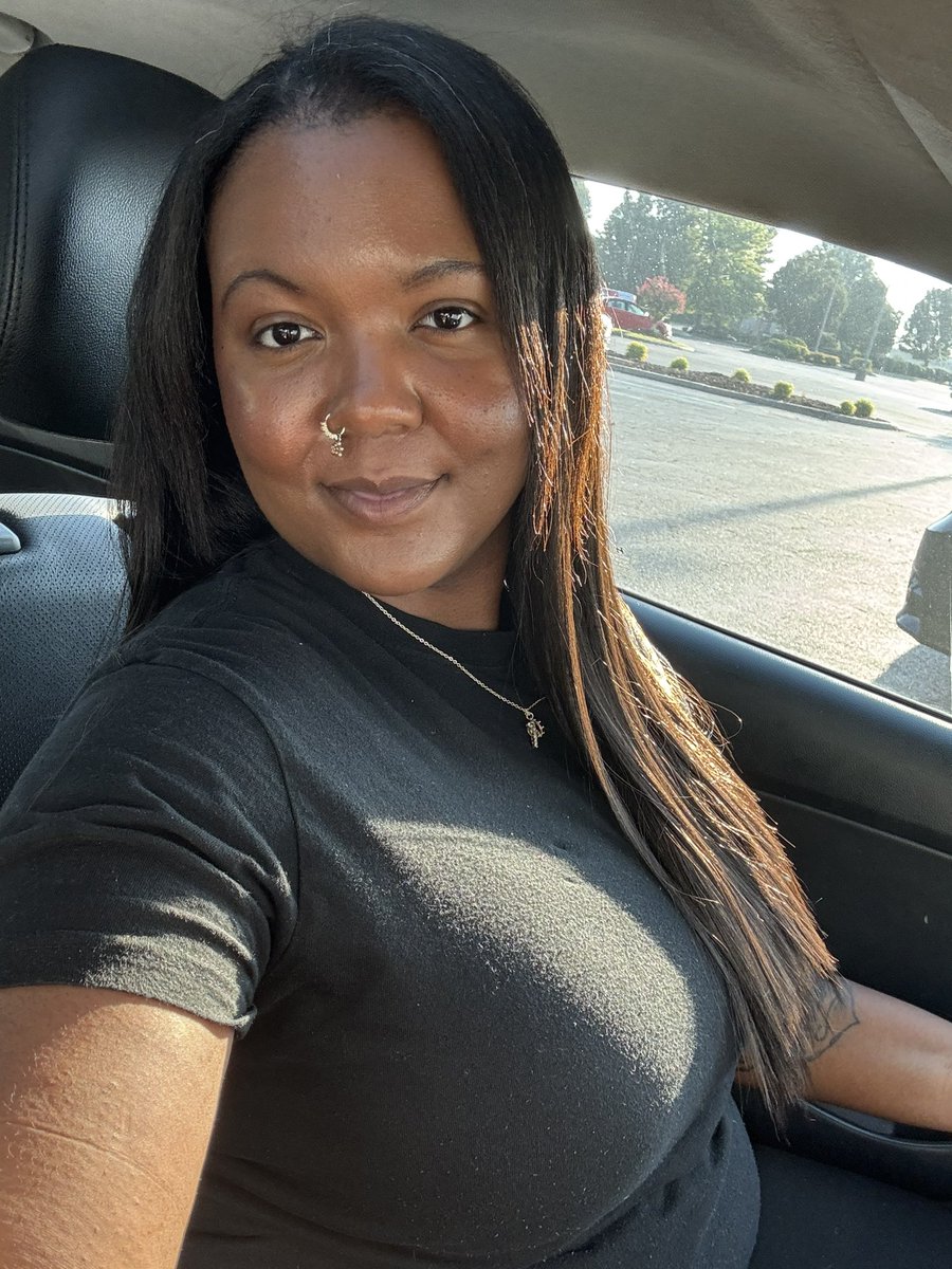 KiaLaneise's tweet photo. I look like her, if you round to ten ❤️‍🔥 https://t.co/4YIFfuxDXO