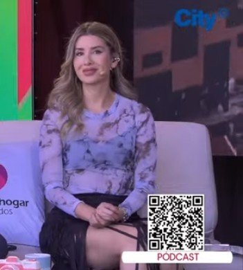 edwin_barbosa's tweet photo. Hermosa @moni_molano 😍😍😘😘 #Bravissimo2026 https://t.co/DrEJcRwiMI