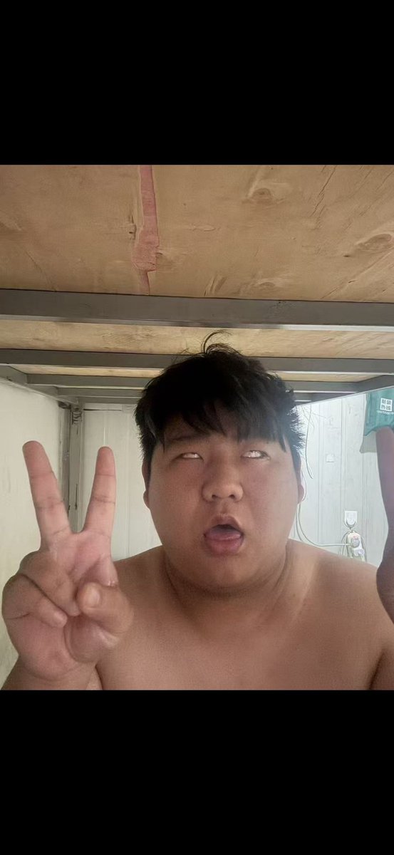 LilaIsabel1's tweet photo. 对待无脑胁迫傻逼，口嗨的结果就是没有余地，觉得不够黑心看我敢不敢彻底毁掉你，让你身败名裂，在找我胁迫的那一刻你就应该想好，口嗨的代价，那就出名吧，被认出来最好，可以现实当傻逼了，死肥猪🖤
#上贡 #贡 #ATM #恶堕 #无脑 #报销 #账单奴 #锁 #丧志 #无底线 #压榨 #胁迫 #黑心 #双女主 #闺蜜 https://t.co/LwSlBoYcbW