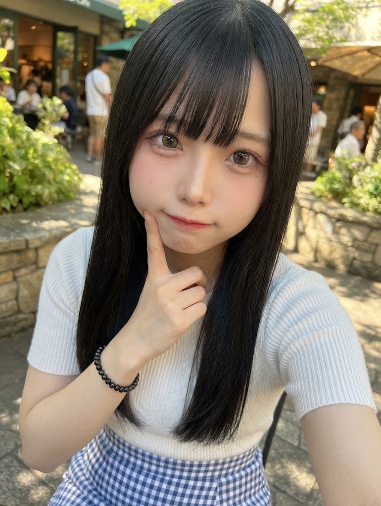 Satyend08320983's tweet photo. こんな小娘でも抱けますか？ https://t.co/99uUiv9RXd