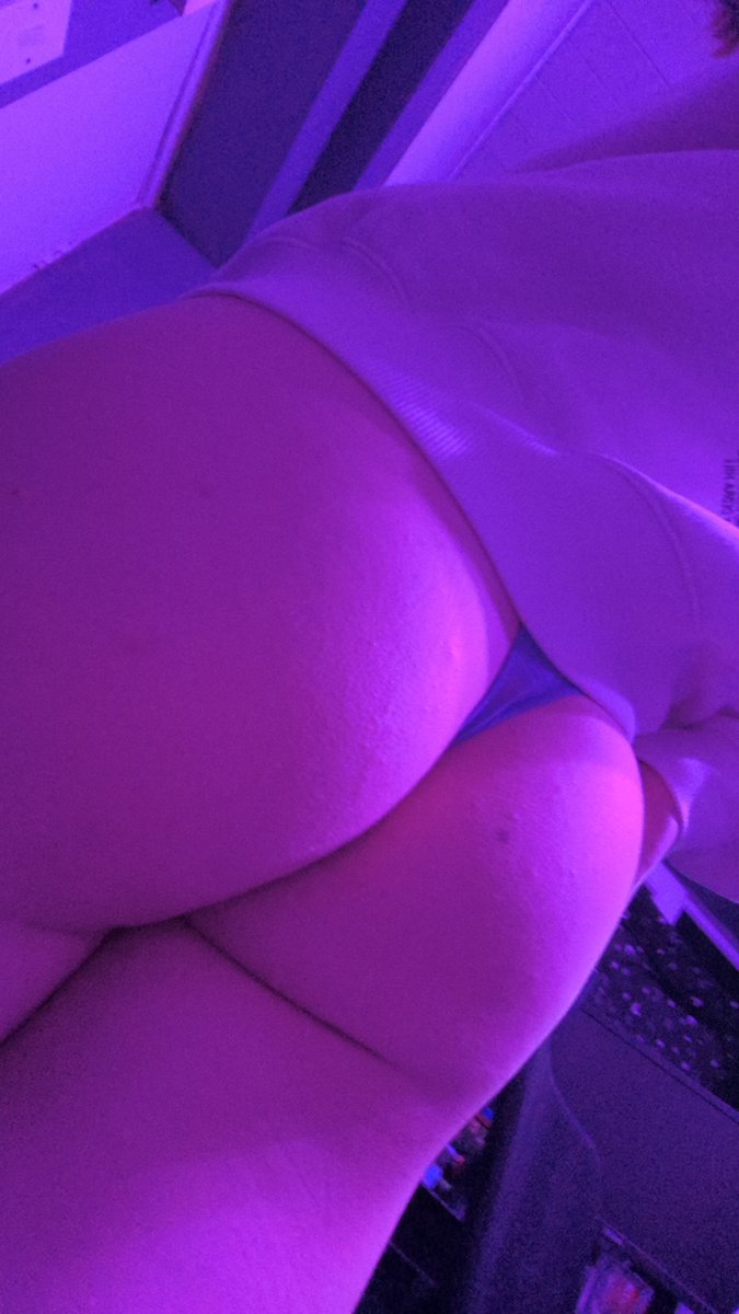 MillyRose_T's tweet photo. Need some dick in my ass 🫣🏳️‍⚧️

#trans #tgirl #transgirl #nsfwtwt #ass https://t.co/QvlKi5DAu9
