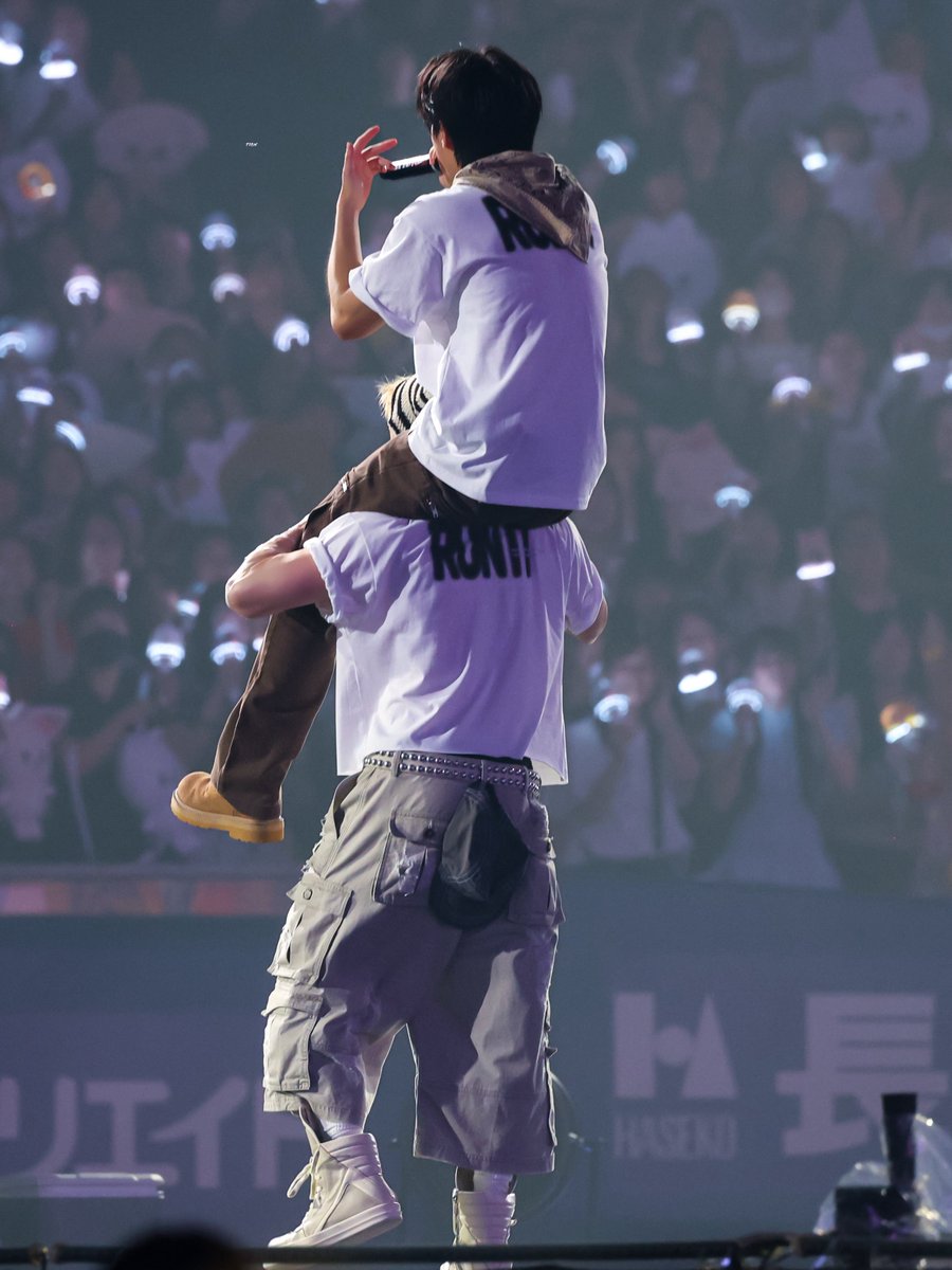 TT_3racha's tweet photo. 260905 RUN IT NAGOYA DAY 1

#BangChan #방찬 #方灿 #バンチャン 
#한 #HAN #ハン #한지성 #HANJISUNG  
#StrayKids #스트레이키즈 https://t.co/lgTfSfjrcX