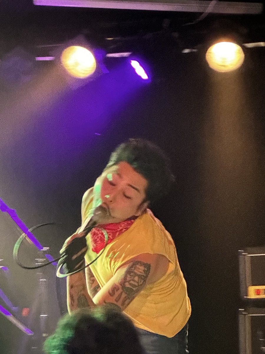 loser0523's tweet photo. きっかけなんてなんでも良い。
知らない事を知る事の楽しさと喜びを知れたイベントだった☺️
初イベントありがとうございました！！
次回の開催も楽しみにしてます！！

今回俺の中の心を鷲掴みにした4人を貼っておきます。

名前の方はわからないです。

#有刺鉄線
#PROM
#DIZZYDAZE
#TREATY
#HiNOMADY
#ANGELFACE
#BISCO
#IRIYAMA
#YUKI
#sick