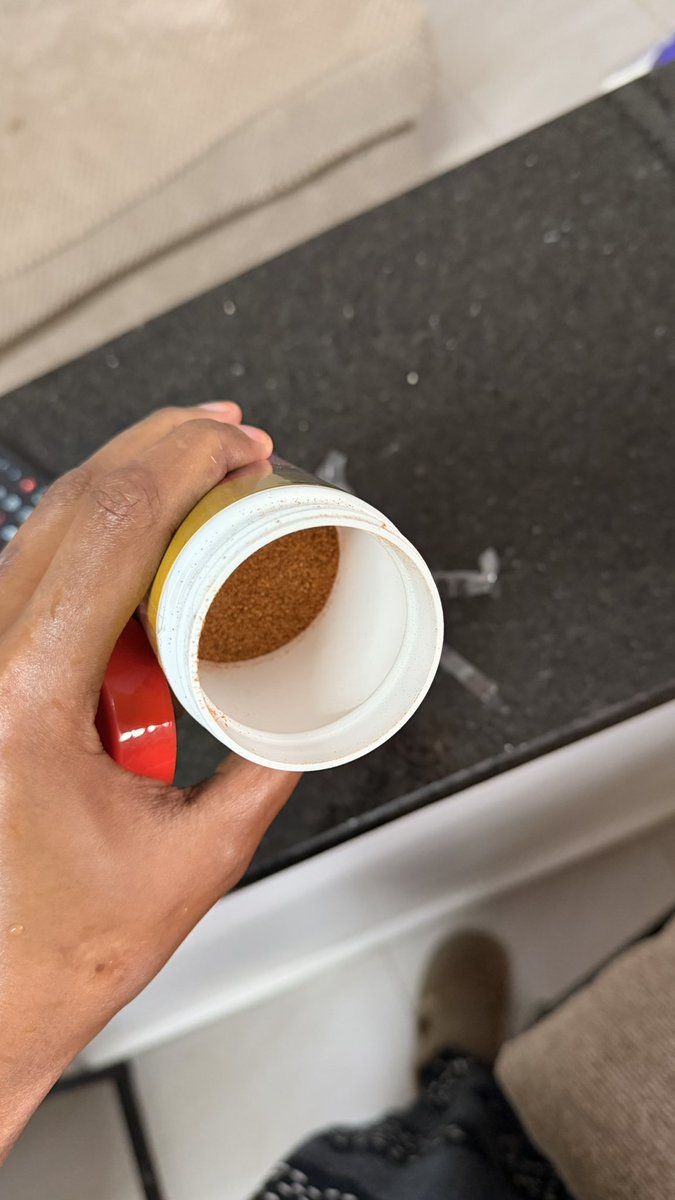 Honeyfarsafi's tweet photo. Am I tripping or why is Royco selling half bottle spices??? Bro what is this lmao. They’re spending millions on advertisements and influencers for this??? https://t.co/LBo9j4rnm9