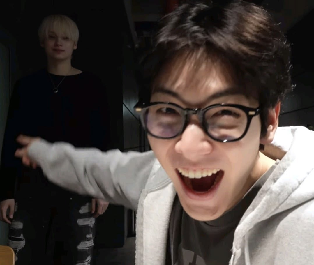 kijoon9's tweet photo. มีมทีเร้กมันตลกจริงๆว่ะ ไม่ต้องแต่งอะไรเลย 555555555555555555555 https://t.co/abGntXVhnl