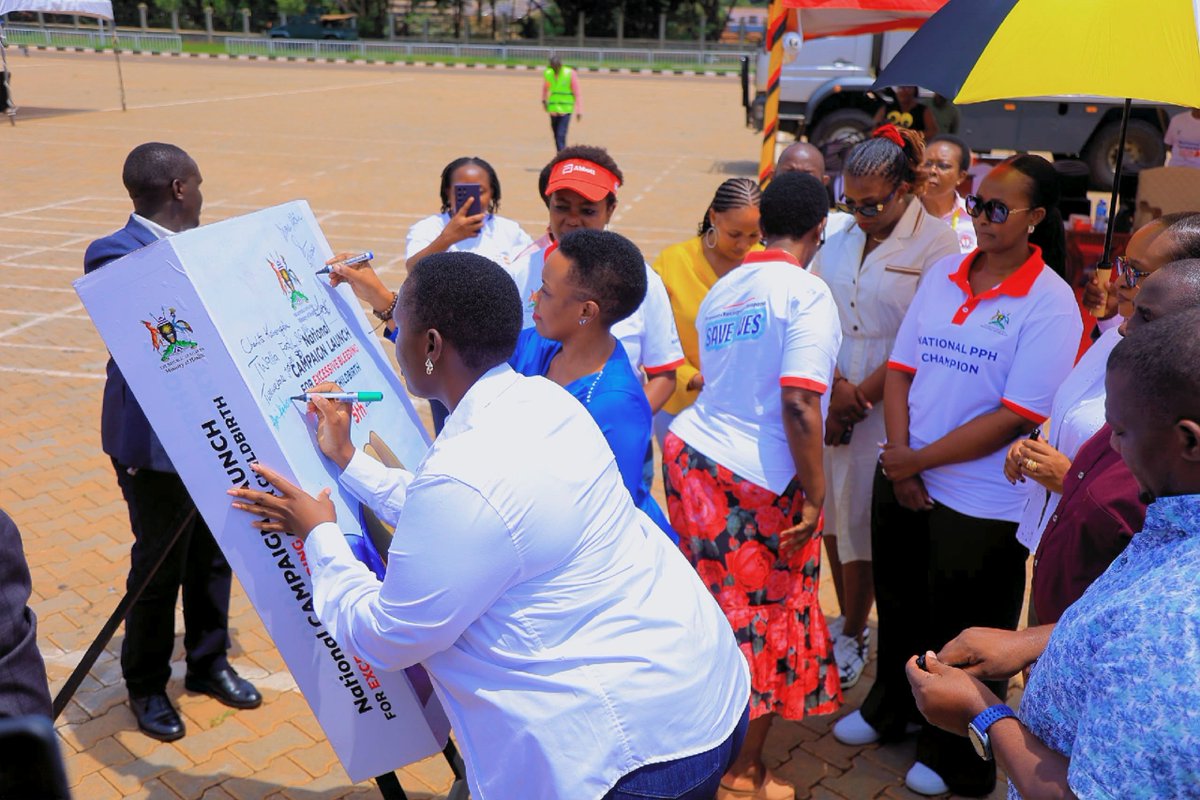 hon_jovia's tweet photo. Today, I was delighted to join our Next First Lady, Mama Charlotte Kainerugaba, at the Kololo Independence Grounds for the National Blood Drive and Awareness Campaign Launch on Excessive Bleeding After Childbirth. https://t.co/Kwd6KYX2fg