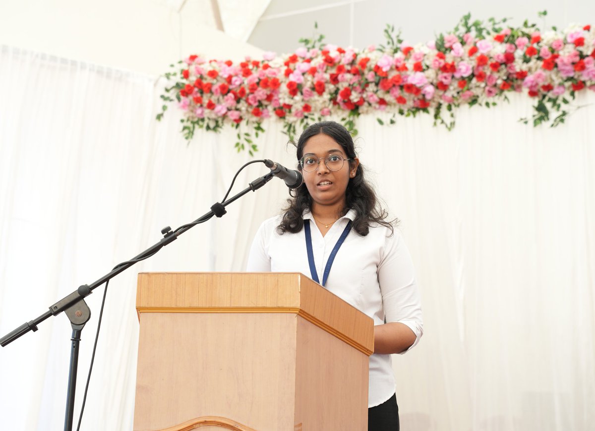 SUIET_Mukka's tweet photo. @RKHEGDE2 Dr. Jayashree Bolar (Asst Registrar), Deans of other institutions, HODs, Faculty Members, Staff, newly admitted 1st-year #Engineering students & their parents were present.
#SUIETMukka #OrientationProgram #OrientationDayProgram #TopEngineeringCollege #BestEngineeringCollege (5/5) https://t.co/idid7YPWJS