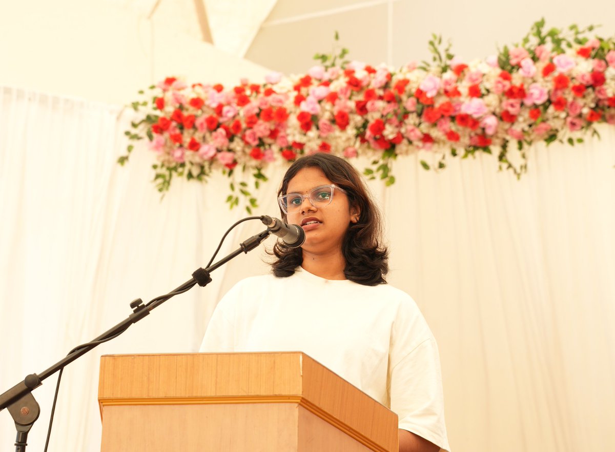 SUIET_Mukka's tweet photo. @RKHEGDE2 Dr. Jayashree Bolar (Asst Registrar), Deans of other institutions, HODs, Faculty Members, Staff, newly admitted 1st-year #Engineering students & their parents were present.
#SUIETMukka #OrientationProgram #OrientationDayProgram #TopEngineeringCollege #BestEngineeringCollege (5/5) https://t.co/idid7YPWJS