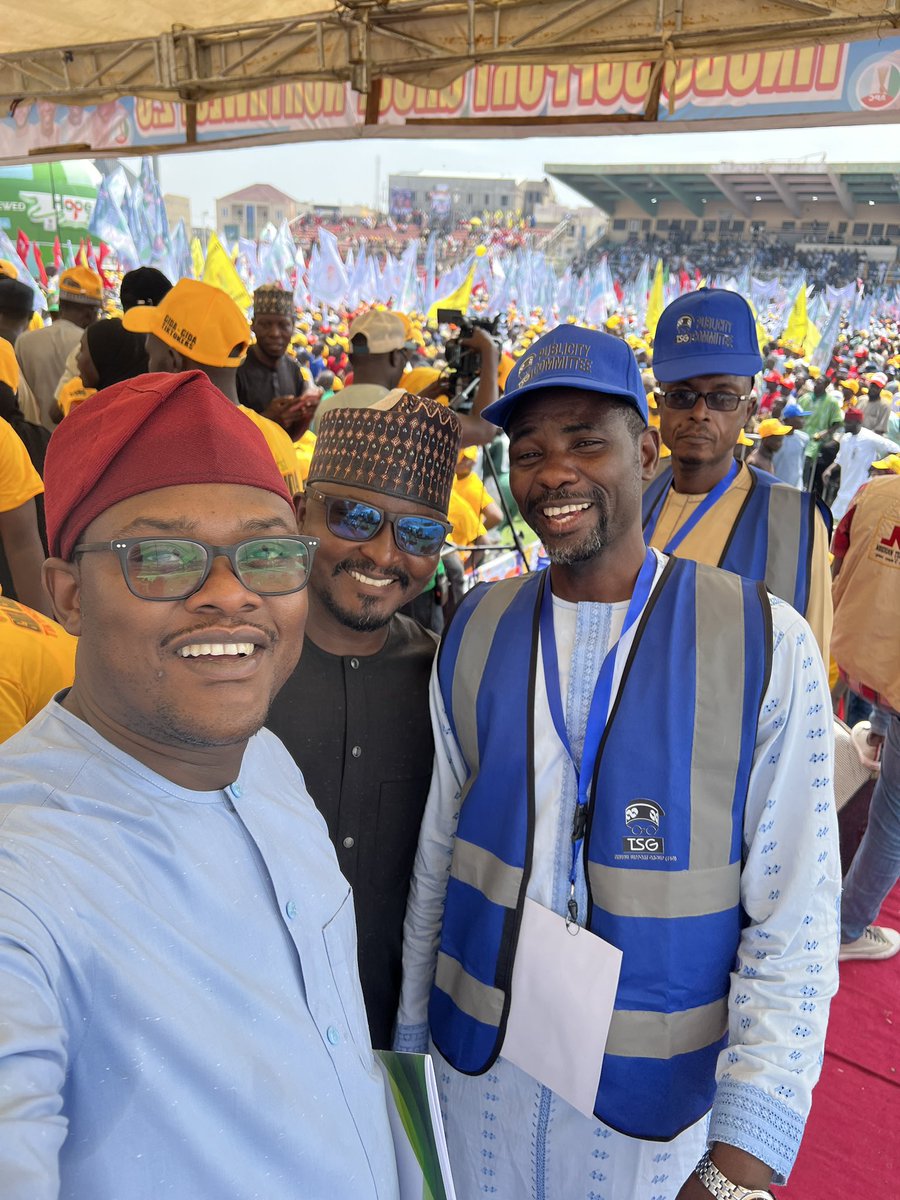Noble_Hassan's tweet photo. Live and Direct from Sani Abacha Stadium Kano for the inauguration of Tinubu Support Structures and Reception of Decampees 

Kano for Tinubu/Abba ✌️ https://t.co/dVQmEUY55k