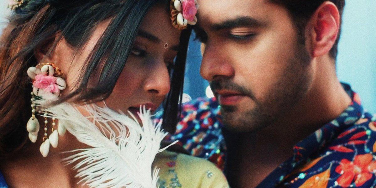 magicalabhimaan's tweet photo. Their chemistry and this whole sequence are just unmatched ❤️‍🔥❤️‍🔥

#JanamashtamiWithAbhimaan
#Abhimaan
#SeptemberBelongsToAbhimaan https://t.co/zDqQD5c3ny