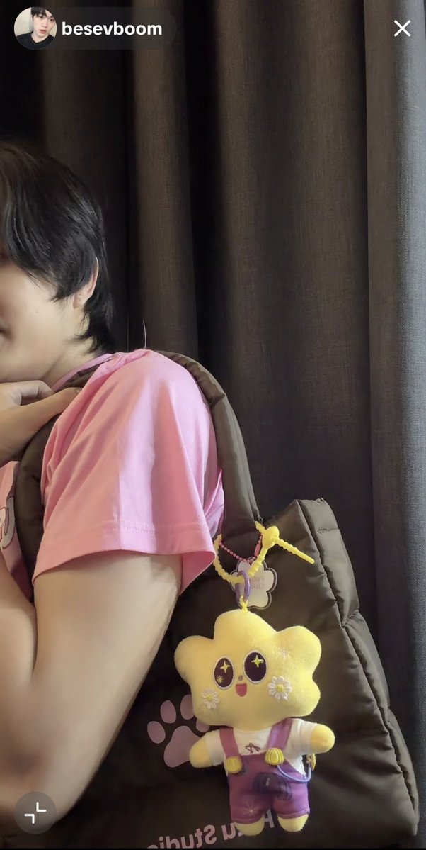 HtetHtetSuKyi's tweet photo. LyLy and RiRi so cutie🥰🥰 

#besevboom https://t.co/3kUvG1sTDs