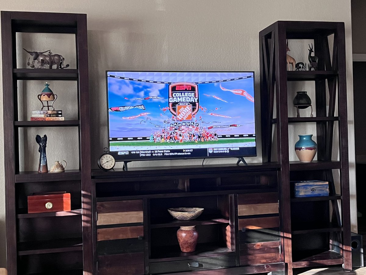 suptrdave's tweet photo. Finally, @CollegeGameDay is back!! Can’t wait for a full day of games! #cfb #gameday #collegegameday https://t.co/CmndqL24GL