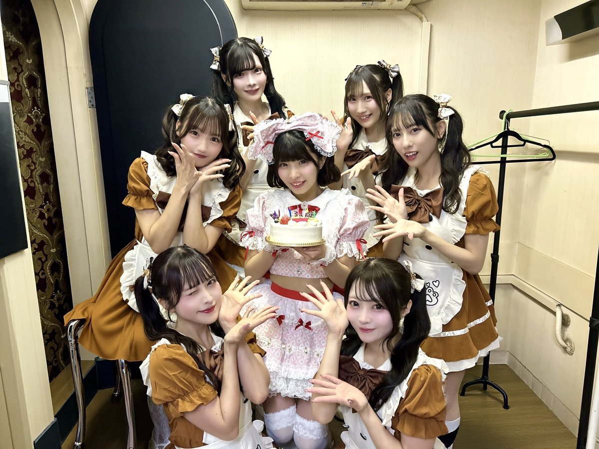 yuipon_kisaragi's tweet photo. そして！
ゆいぽんのお誕生日会♡ 
～ ＼ぽん！／っと恋する
スイートパーティ♡ ～

ゆいとくまさんとみんなの物語🧸📖 

とっても楽しくて幸せでした💞
みんな本当にありがとう！大好き🩷

 #ゆいぽん生誕2026 https://t.co/moksspdRGk